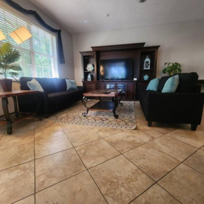 1 bedroom (2 Beds), 1 Bath with Kitchen at IMG